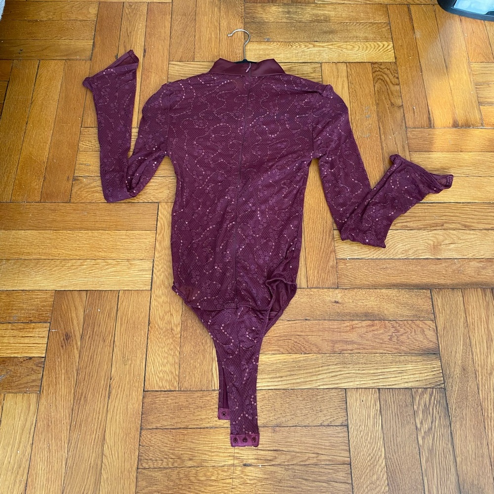 MURCI Exclusive high neck cut-out all-over sequin bodysuit in burgundy - Size 2 - Picture 8 of 10